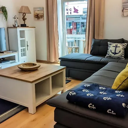 Sandduene Nur Wenige Minuten Vom Hafen Und Entfernt Lejlighed Laboe